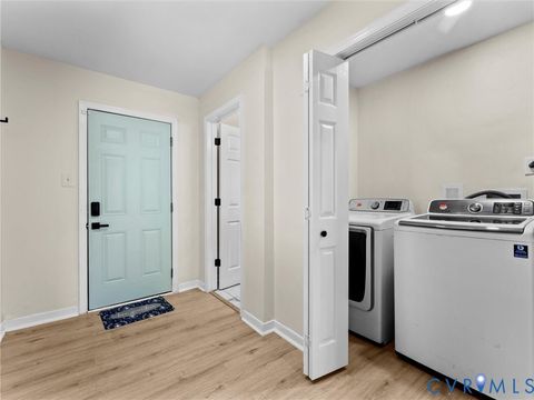 Tiny photo for 2303 Warwick Avenue, Richmond, VA 23224 (MLS # 2529711)