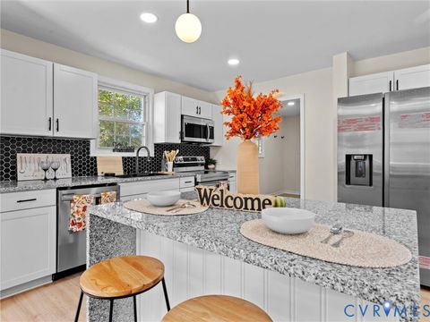 Tiny photo for 2303 Warwick Avenue, Richmond, VA 23224 (MLS # 2529711)