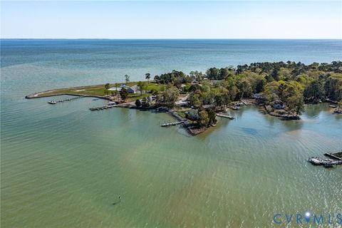 Tiny photo for 89 Holiday Drive, Heathsville, VA 22473 (MLS # 2609057)