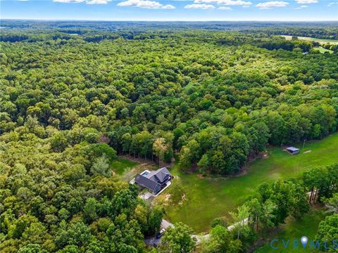 16349 Reed Town Lane Beaverdam VA 23015