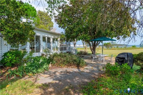 Tiny photo for 62 Riverside Drive, Lancaster, VA 22503 (MLS # 2611268)