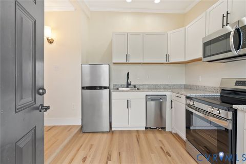 Photo of 1503 W Cary Street, Richmond, VA 23220 (MLS # 2525573)