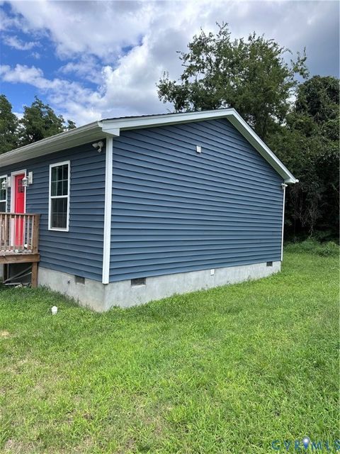 Tiny photo for 723-725 Wilson Street, Petersburg, VA 23803 (MLS # 2529494)