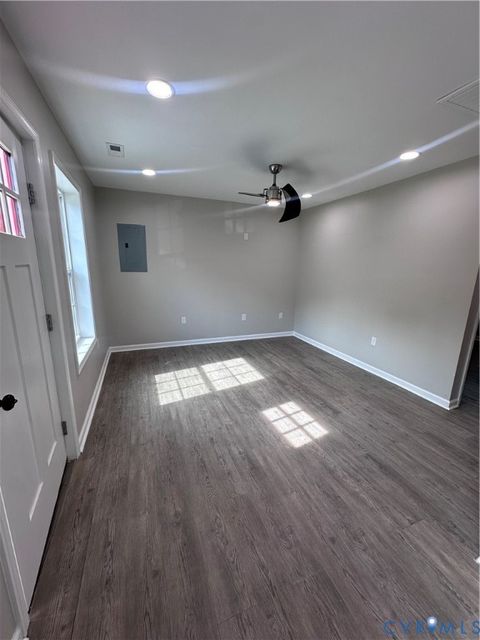 Tiny photo for 723-725 Wilson Street, Petersburg, VA 23803 (MLS # 2529494)