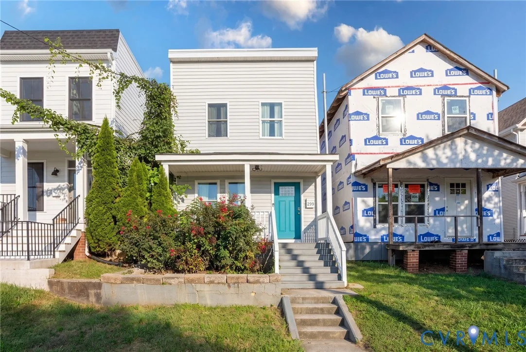 209 E 15th Street