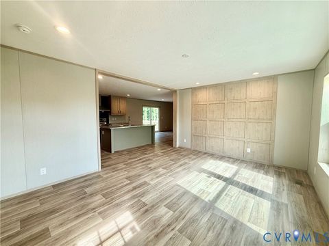 Tiny photo for 12533 Thomas Jefferson Highway, Pamplin, VA 23958 (MLS # 2619641)