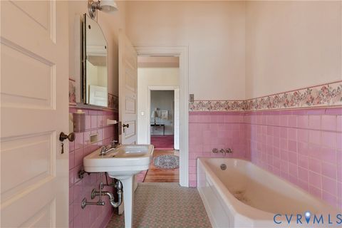 Tiny photo for 2500 E Marshall Street, Richmond, VA 23223 (MLS # 2529234)