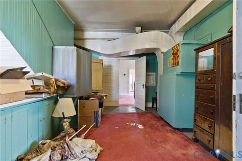 Tiny photo for 2500 E Marshall Street, Richmond, VA 23223 (MLS # 2529234)