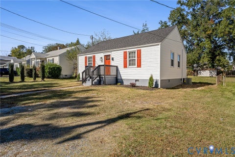 Tiny photo for 2106 Kenwood Avenue, Henrico, VA 22229 (MLS # 2628802)
