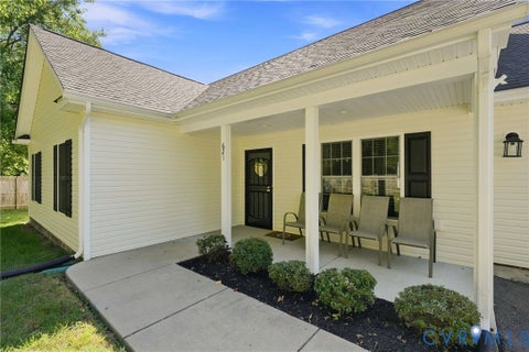 Tiny photo for 621 La Von Drive, Richmond, VA 23227 (MLS # 2623977)