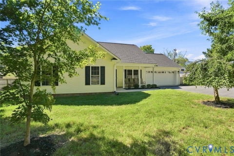 Tiny photo for 621 La Von Drive, Richmond, VA 23227 (MLS # 2623977)