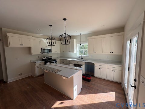 Tiny photo for 15205 Lebanon Road, Disputanta, VA 23842 (MLS # 2627897)
