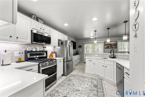 Tiny photo for 3120 Denise Road, Petersburg, VA 23805 (MLS # 2613501)