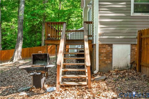 Tiny photo for 7113 Deer Run Lane, Chesterfield, VA 23112 (MLS # 2612860)