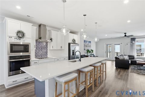 Tiny photo for 1121 N Lombardy Street #B, Richmond, VA 23220 (MLS # 2613811)
