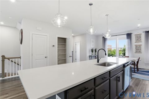 Tiny photo for 1121 N Lombardy Street #B, Richmond, VA 23220 (MLS # 2613811)