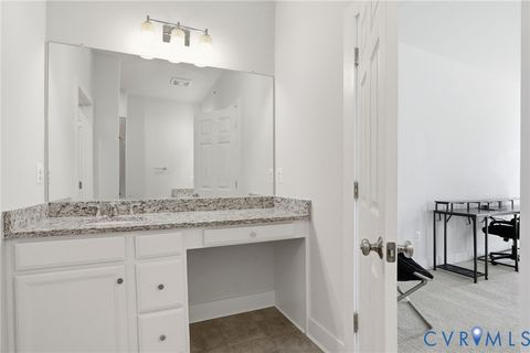 Tiny photo for 1121 N Lombardy Street #B, Richmond, VA 23220 (MLS # 2613811)