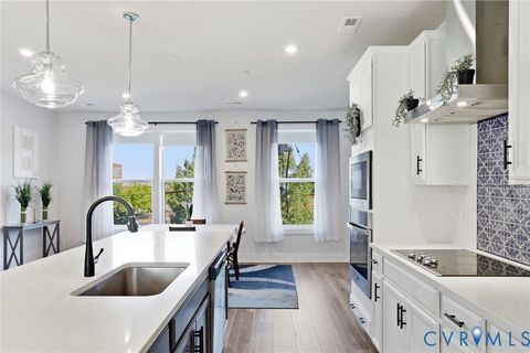 Tiny photo for 1121 N Lombardy Street #B, Richmond, VA 23220 (MLS # 2613811)