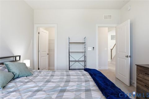Tiny photo for 1121 N Lombardy Street #B, Richmond, VA 23220 (MLS # 2613811)