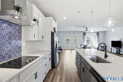 Tiny photo for 1121 N Lombardy Street #B, Richmond, VA 23220 (MLS # 2613811)