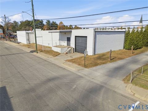 Tiny photo for 156 Main Street, Warsaw, VA 22572 (MLS # 2532316)