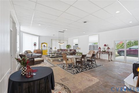 Tiny photo for 156 Main Street, Warsaw, VA 22572 (MLS # 2532316)