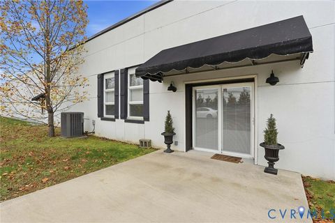 Tiny photo for 156 Main Street, Warsaw, VA 22572 (MLS # 2532316)