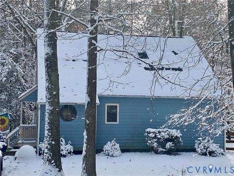 Photo of 926 Marblethorpe Road, North Chesterfield, VA 23236 (MLS # 2532993)