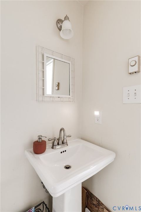 Tiny photo for 926 Marblethorpe Road, North Chesterfield, VA 23236 (MLS # 2532993)