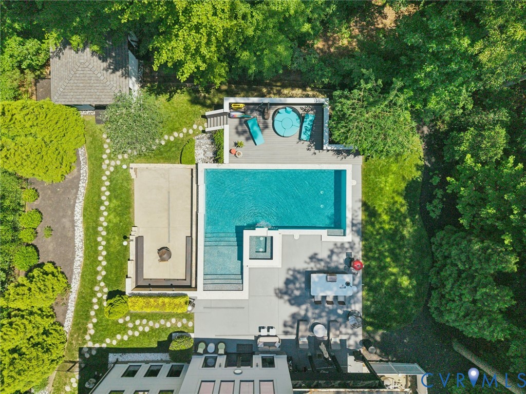 32 Dahlgren Road