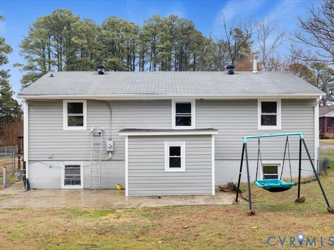 Tiny photo for 309 W Ellerslie Avenue, Colonial Heights, VA 23834 (MLS # 2604352)