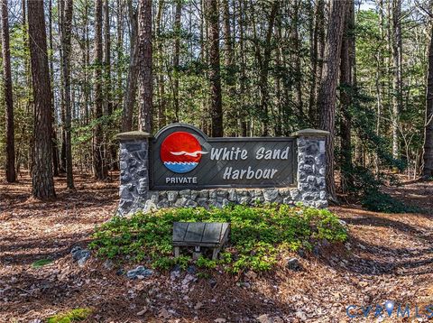 Tiny photo for 327 White Sand Drive, Heathsville, VA 22473 (MLS # 2602053)