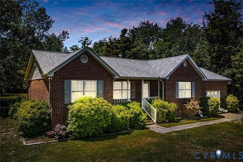 Photo of 327 White Sand Drive, Heathsville, VA 22473 (MLS # 2602053)