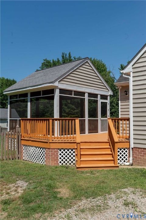 Tiny photo for 10936 River Road, Chesterfield, VA 23838 (MLS # 2616190)
