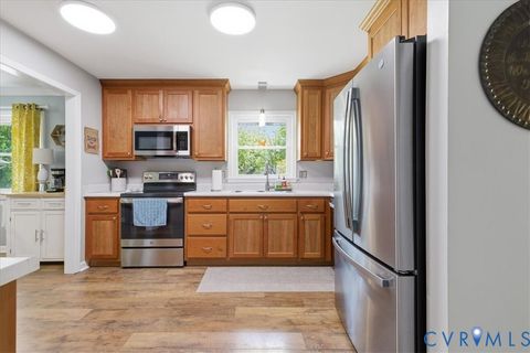 Tiny photo for 1311 Hermitage Road, Colonial Heights, VA 23834 (MLS # 2609998)