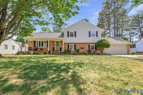 Photo of 1311 Hermitage Road, Colonial Heights, VA 23834 (MLS # 2609998)
