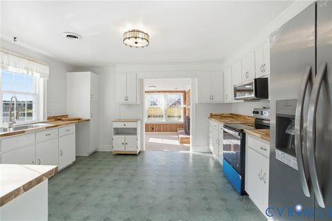 Tiny photo for 9102 Boydton Plank Road, North Dinwiddie, VA 23803 (MLS # 2604842)