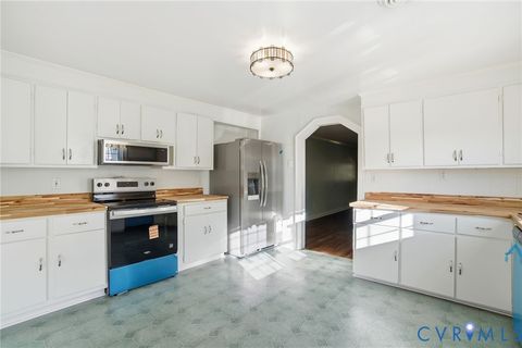 Tiny photo for 9102 Boydton Plank Road, North Dinwiddie, VA 23803 (MLS # 2604842)