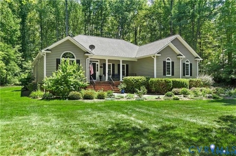 Tiny photo for 13998 Taylors Overlook Court, Montpelier, VA 23192 (MLS # 2622729)