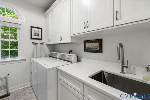 Tiny photo for 13998 Taylors Overlook Court, Montpelier, VA 23192 (MLS # 2622729)
