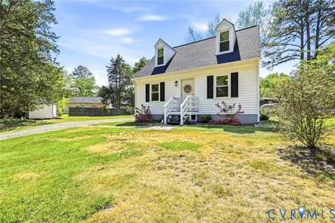 Photo of 2002 Alvarado Drive, Richmond, VA 23229 (MLS # 2610993)