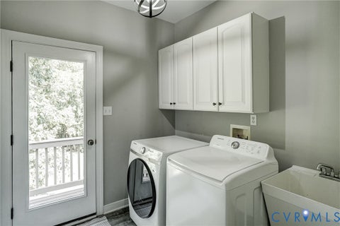 Tiny photo for 15618 Fox Cove Circle, Moseley, VA 23120 (MLS # 2624736)