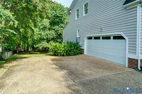 Tiny photo for 15618 Fox Cove Circle, Moseley, VA 23120 (MLS # 2624736)