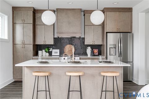 Tiny photo for 1827 W Cary Street #D, Richmond, VA 23220 (MLS # 2617165)