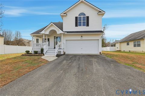 Tiny photo for 725 Cobbs Point Way, Cobbs Creek, VA 23836 (MLS # 2533025)