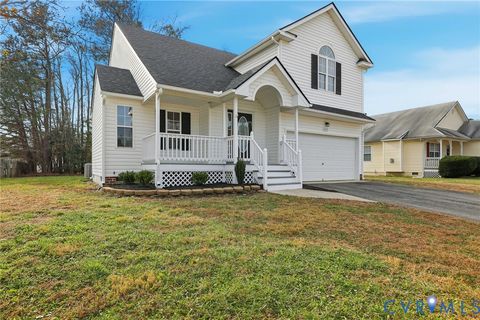 Tiny photo for 725 Cobbs Point Way, Cobbs Creek, VA 23836 (MLS # 2533025)