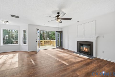 Tiny photo for 725 Cobbs Point Way, Cobbs Creek, VA 23836 (MLS # 2533025)