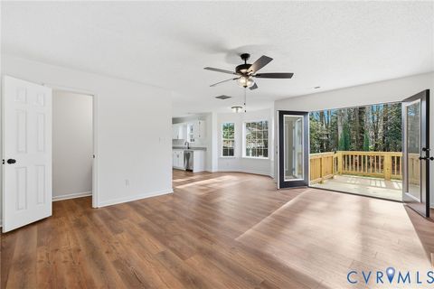 Tiny photo for 725 Cobbs Point Way, Cobbs Creek, VA 23836 (MLS # 2533025)