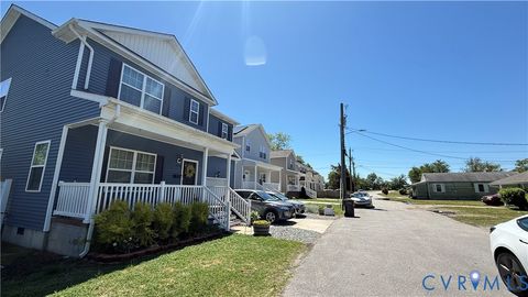 Tiny photo for 430 Harrison Street, Hampton, VA 23669 (MLS # 2612725)