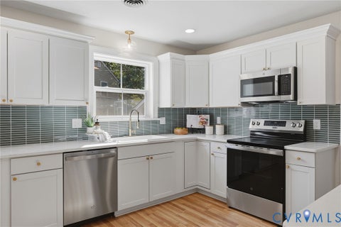 Tiny photo for 2203 Buckingham Avenue, Henrico, VA 23228 (MLS # 2626568)